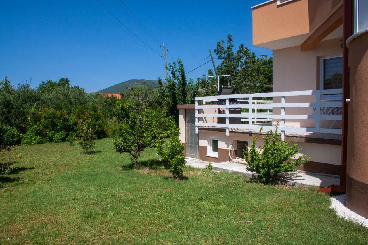 Kaštel Stari Nadalina Apartment מראה חיצוני תמונה