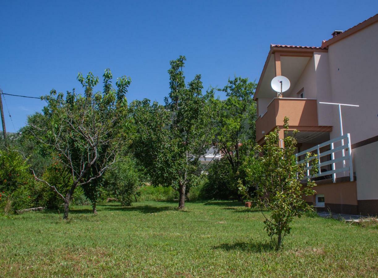 Kaštel Stari Nadalina Apartment מראה חיצוני תמונה